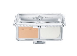 Find perfect skin tone shades online matching to 103 Nude - Standard Ochre, Everlasting Silk Powder Foundation Crystal Perfection by Jill Stuart.