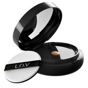 Find perfect skin tone shades online matching to No. 060 Golden Hour, EXTRAordinary Perfecting Fluid Foundation by L.O.V Cosmetics.