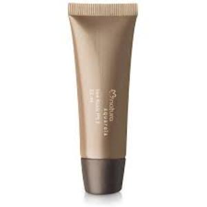Find perfect skin tone shades online matching to 16 Bege Claro / Light Beige, Aquarela Base Liquida FPS8 by Natura.