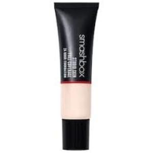 Find perfect skin tone shades online matching to 1.15 - Fair-Light With Warm, Peachy Undertone, Studio Skin Full Coverage 24 Hour Foundation by Smashbox.