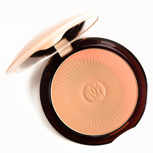 Find perfect skin tone shades online matching to 01 Clair/Light-Brunettes, Terracotta Joli Teint Powder Duo by Guerlain.