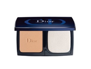 Find perfect skin tone shades online matching to 032 Rosy Beige, Diorskin Forever Compact Foundation by Dior.