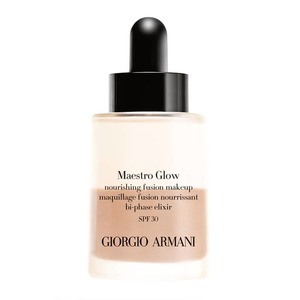 Find perfect skin tone shades online matching to 5.5, Maestro Glow Nourishing Fusion Makeup    by Giorgio Armani Beauty.
