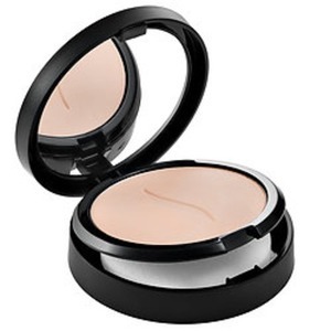 Find perfect skin tone shades online matching to 04 Porcelain Pink, Matte Perfection Powder Foundation by Sephora.