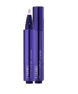 Find perfect skin tone shades online matching to N°1 Fair, Touch-Expert Advanced Multi-Corrective Concealer Brush by By Terry.