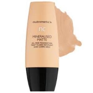 Find perfect skin tone shades online matching to 603, Mineralised Matte Oil-Free Foundation by Nutrimetics.