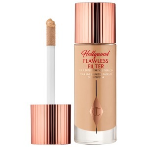 Find perfect skin tone shades online matching to 6 Dark Tan, Hollywood Flawless Filter Foundation by Charlotte Tilbury.