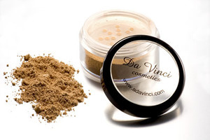 Find perfect skin tone shades online matching to MF002 - Ivory, Mineral Foundation by Da Vinci.