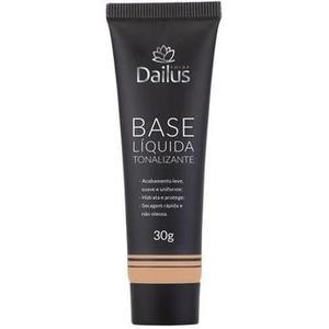 Find perfect skin tone shades online matching to 04 Medium / Medio, Base Líquida Tonalizante by Dailus.