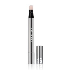 Find perfect skin tone shades online matching to 3 Soft Beige, Stylo Lumiere Highlighter Pen by Sisley.