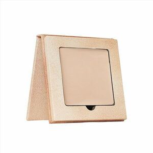 Find perfect skin tone shades online matching to Smile, Cream to Powder Concealer and Foundation / Mineral Foundation and Concealer Cream by Ellana Mineral Cosmetics.