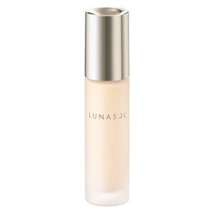 Find perfect skin tone shades online matching to 03 Medium, Glowing Watery Oil Liquid Foundation by Lunasol by Kanebo.