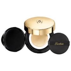 Find perfect skin tone shades online matching to 02N Light Beige, Parure Gold Cushion Gold Radiance Foundation by Guerlain.