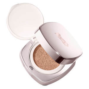 Find perfect skin tone shades online matching to 21 Petal, The Luminous Lifting Cushion Foundation by La Mer.
