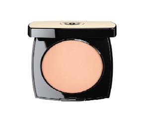 Find perfect skin tone shades online matching to N° 20, Les Beiges Healthy Glow Sheer Colour by Chanel.