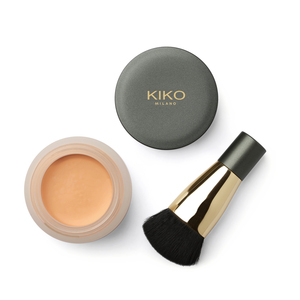 Find perfect skin tone shades online matching to 06 Caramel, Sicilian Notes Full Coverage Hydra Foundation by Kiko Cosmetics.