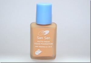 Find perfect skin tone shades online matching to 02 Light Ivory, Matte Finish Liquid Foundation by San San Cosmetics.