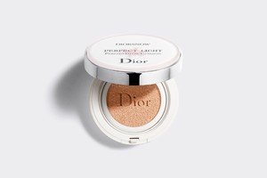 Find perfect skin tone shades online matching to C07, Diorsnow Perfect Light Perfect Glow Cushion by Dior.