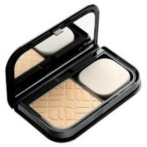 Find perfect skin tone shades online matching to Bege Medio, Po Compacto Mate by Make B..