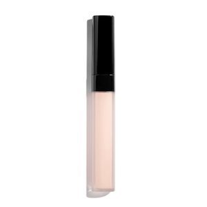 Find perfect skin tone shades online matching to Abricot, Le Correcteur De Chanel Longwear Colour Corrector by Chanel.