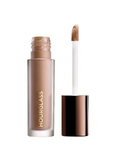 Find perfect skin tone shades online matching to Sand - Light Medium to Medium, Veil Retouching Fluid by Hourglass.