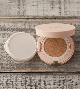Find perfect skin tone shades online matching to N23 True Beige, Water Fit Cushion by Innisfree.