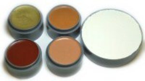 Find perfect skin tone shades online matching to D2, Cream Makeup by Grimas.