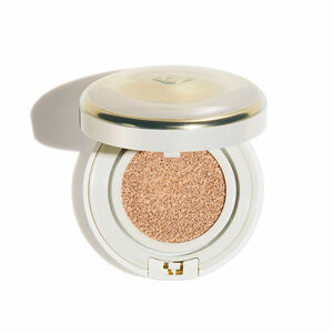 Find perfect skin tone shades online matching to N1, Future Solution LX Total Radiance Regenerating Cushion by Shiseido.