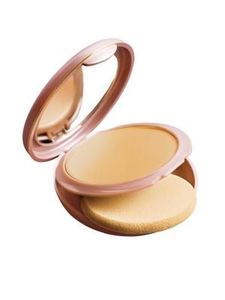 Find perfect skin tone shades online matching to Pearl, 9 To 5 Flawless Creme Compact by Lakme.