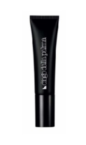 Find perfect skin tone shades online matching to 213, Long Lasting & Full Coverage Foundation SPF 20 by Diego Dalla Palma.