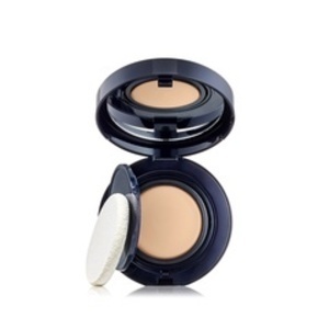Find perfect skin tone shades online matching to 1W0 Warm Porcelain, Futurist Aqua Brilliance Compact Makeup by Estee Lauder.