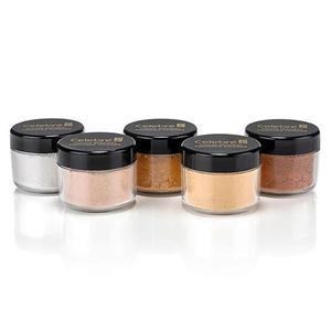 Find perfect skin tone shades online matching to Medium/Medium Dark, Celebre Pro HD Loose Mineral Finishing Powder by Mehron.