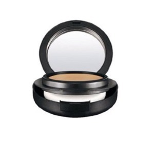 Find perfect skin tone shades online matching to 03, Mineralize Luminous Compact Powder Foundation SPF 15 by MAC.