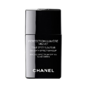 Find perfect skin tone shades online matching to 20 Beige, Perfection Lumiere Velvet Smooth-Effect Makeup by Chanel.