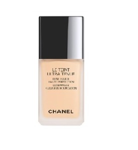 Find perfect skin tone shades online matching to 12 Beige Rose, Le Teint Ultra Tenue Ultrawear Flawless Foundation by Chanel.