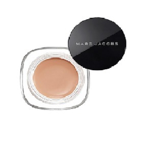 Find perfect skin tone shades online matching to Young 3 Beige, Re(Marc)able Full Cover Concealer by Marc Jacobs Beauty.