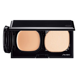 Find perfect skin tone shades online matching to I00 Very Light Ivory, Advanced Hydro-Liquid Compact by Shiseido.