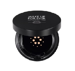 Find perfect skin tone shades online matching to Y315 Sand, Light Velvet Lumi-Mat Cushion Foundation by Make Up For Ever.